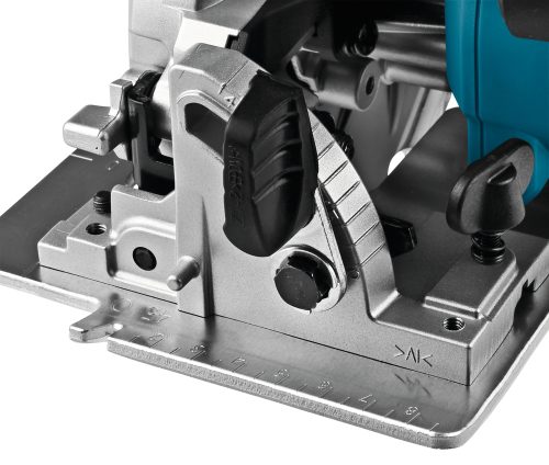 Дисковая пила Makita DHS660Z