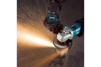 Угловая шлифмашина Makita 9565PC