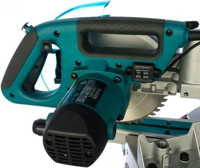 Торцовочная пила Makita LS0815FL