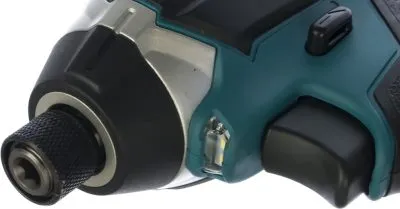 Аккумуляторный шуруповерт Makita DTD152Z