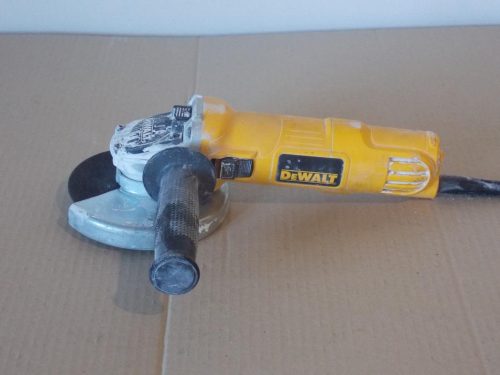Болгарка (УШМ) DeWALT DWE 4051