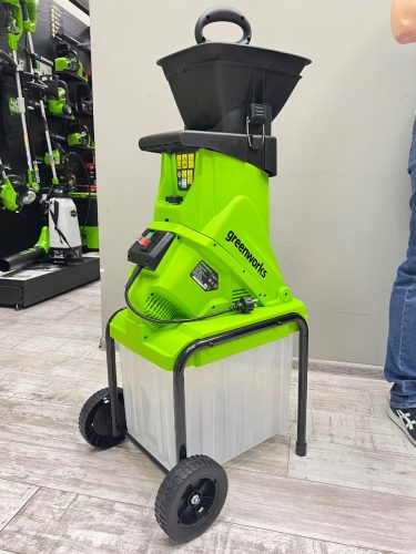Измельчитель садовый электрический Greenworks GACSB 2500 Вт 2206707