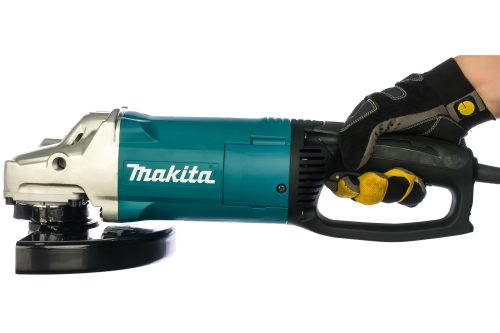 Угловая шлифмашина Makita GA9062