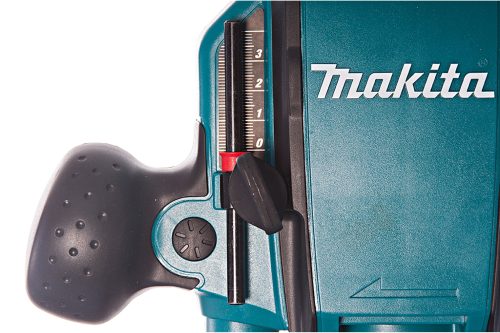 Фрезер Makita RP0900