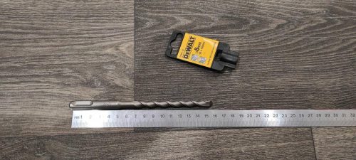 Бур SDS+ INDUSTRIAL (8х160 мм) Dewalt DT9641