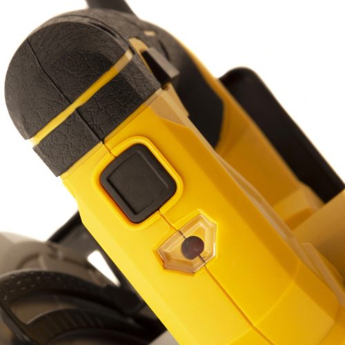 Пила циркулярная CS-210, 1800 Вт, 210 мм Denzel