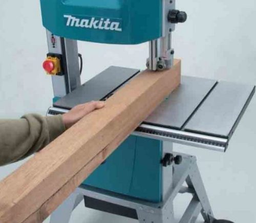 Ленточная пила Makita LB1200F