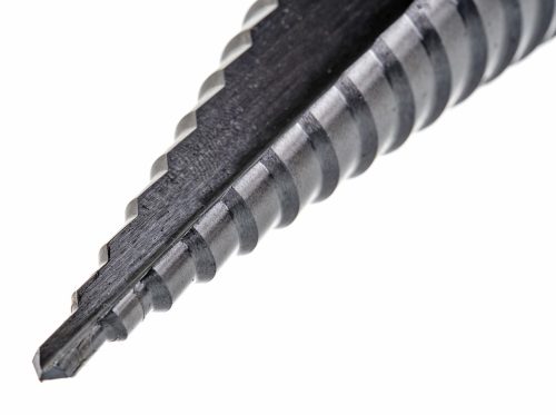 Inforce ступенчатое сверло 4-30мм M42 11-01-490