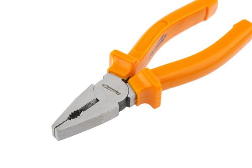 Фото Плоскогубцы Classic, 200 мм, шлифованные, пластмассовые рукоятки Sparta Плоскогубцы Classic, 200 мм, шлифованные, пластмассовые рукоятки Sparta