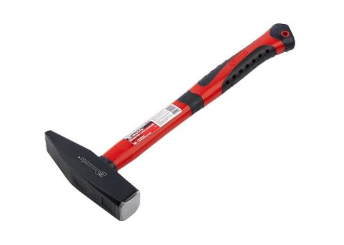 Молоток слесарный, 600 г, фибергласовая обрезиненная рукоятка Matrix