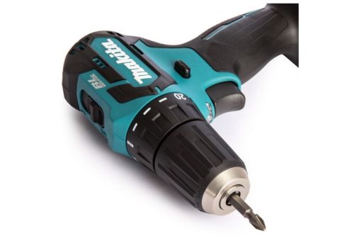 Аккумуляторная дрель-шуруповерт Makita DF332DWME