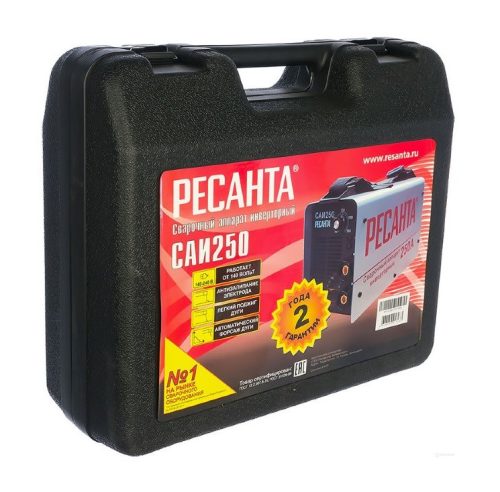 Инверторный сварочный аппарат в кейсе Ресанта САИ 250