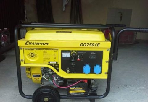 Бензиновый генератор Champion GG7501E