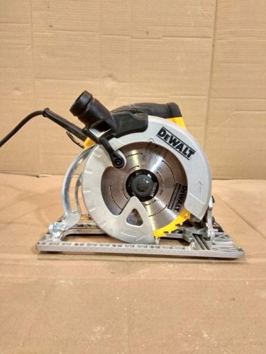 Фото Дисковая пила DeWALT DWE 576 K Дисковая пила DeWALT DWE 576 K