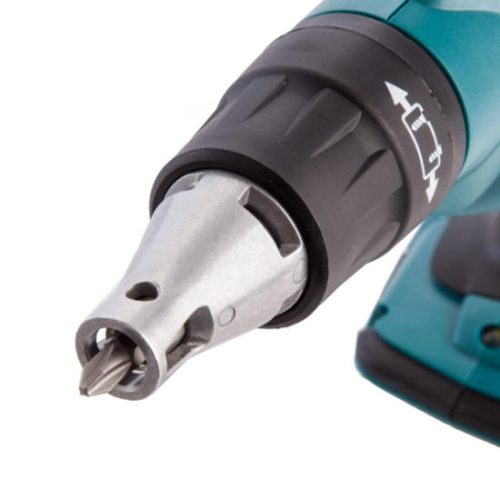 Аккумуляторный шуруповерт Makita DFS451Z