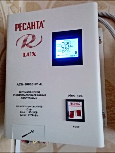 Стабилизатор напряжения Ресанта АСН 10000 Н/1-Ц Lux