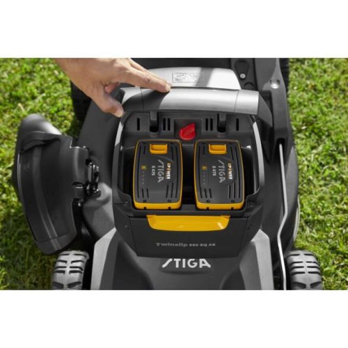 Самоходная аккумуляторная газонокосилка Stiga Twinclip 950 SQ AE (48 см)