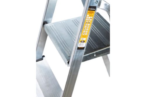 Фото Стремянка алюминиевая ВИХРЬ СА 1х4 Стремянка алюминиевая ВИХРЬ СА 1х4