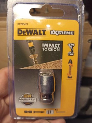 Магнитный держатель для бит IMPACT Torsion (50 мм) Dewalt DT70547T