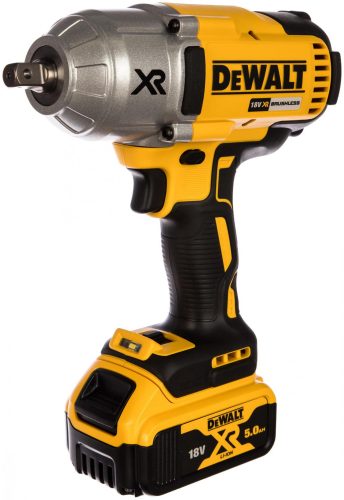 Аккумуляторный гайковерт DeWALT DCF 899 P2