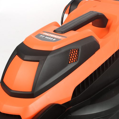 Фото Газонокосилка электрическая Patriot PT 1433E Газонокосилка электрическая Patriot PT 1433E