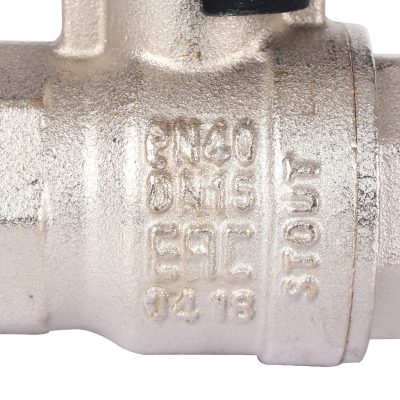 SVB-0012-000015 STOUT Кран шаровой стандартнопроходной, ВР/ВР, ручка бабочка 1/2"