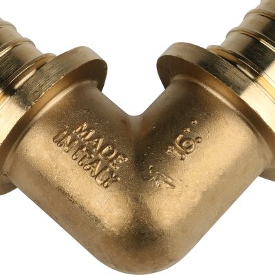 SFA-0007-000016 STOUT Угольник  90° 16 для труб из сшитого полиэтилена аксиальный