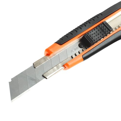 Нож строительный Patriot CKA-182с сегментированным лезвием 18 мм