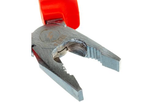 Фото ЗУБР 160 мм, плоскогубцы комбинированные ПРОФИЭЛЕКТРИК 22145-1-16 Профессионал ЗУБР 160 мм, плоскогубцы комбинированные ПРОФИЭЛЕКТРИК 22145-1-16 Профессионал