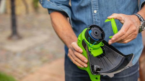 Фото Триммер аккумуляторный Greenworks G24LT28K2 (с АКБ 2Ач и ЗУ) 2107107UA Триммер аккумуляторный Greenworks G24LT28K2 (с АКБ 2Ач и ЗУ) 2107107UA