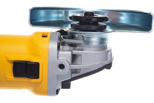 Угловая шлифмашина DeWALT DWE 4151