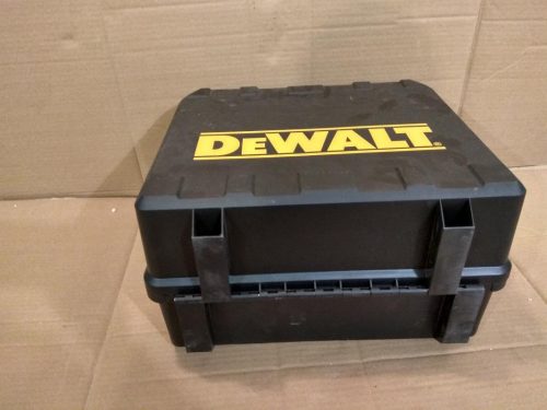 Фото Дисковая пила DeWALT DWE 576 K Дисковая пила DeWALT DWE 576 K