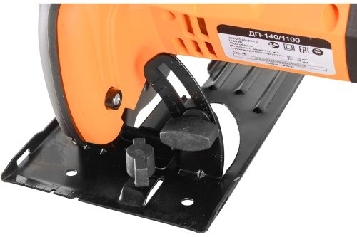 Дисковая пила ВИХРЬ ДП-140/1100