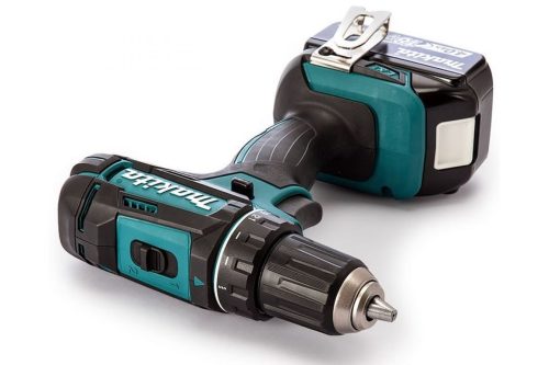 Аккумуляторная дрель-шуруповерт Makita DDF482RME