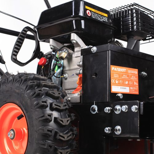 Бензиновый снегоуборщик Patriot PRO 777 S