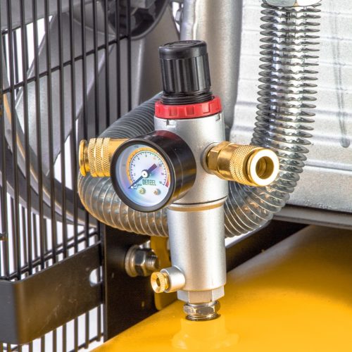 Фото Компрессор DR4000/100, масляный ременный, 10 бар, производительность 690 л/м, мощность 4 кВт Denzel Компрессор DR4000/100, масляный ременный, 10 бар, производительность 690 л/м, мощность 4 кВт Denzel