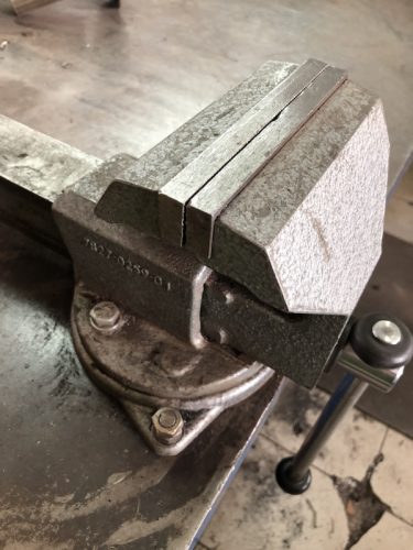 Тиски ЗУБР 32604-100 100 мм