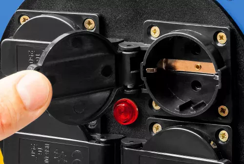 ЗУБР 50 м, 4000Вт, 4 гнезда, КГ, удлинитель на катушке 55079-50 Профессионал