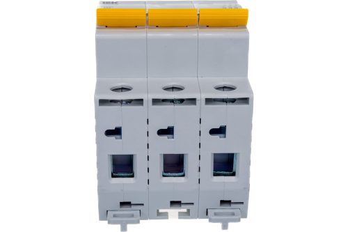 Автоматический 3-полюсный выключатель, 20А, С ВА47-29 4.5кА IEK MVA20-3-020-C