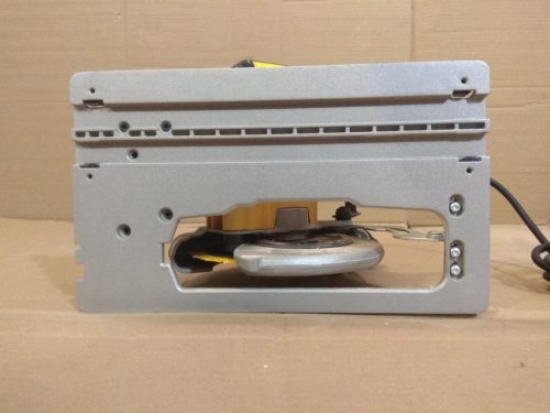 Фото Дисковая пила DeWALT DWE 576 K Дисковая пила DeWALT DWE 576 K