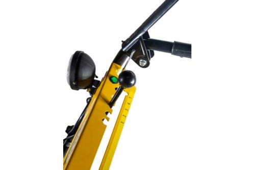 Бензиновый снегоуборщик Huter SGC 4800