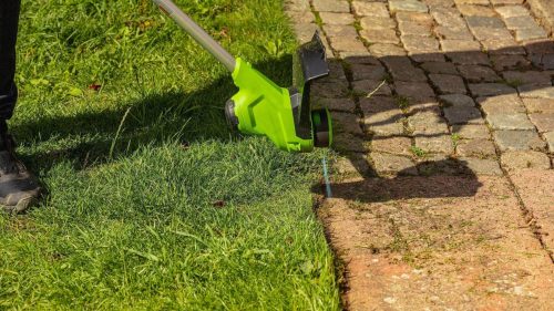 Фото Триммер аккумуляторный Greenworks G24LT28K2 (с АКБ 2Ач и ЗУ) 2107107UA Триммер аккумуляторный Greenworks G24LT28K2 (с АКБ 2Ач и ЗУ) 2107107UA