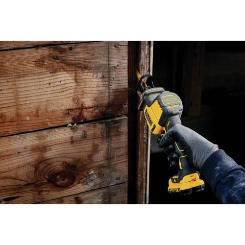 Фото Бесщеточная сабельная пила DEWALT 12 В XR DCS312N-XJ Бесщеточная сабельная пила DEWALT 12 В XR DCS312N-XJ