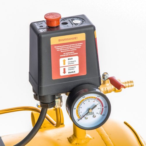 Фото Компрессор DR4000/100, масляный ременный, 10 бар, производительность 690 л/м, мощность 4 кВт Denzel Компрессор DR4000/100, масляный ременный, 10 бар, производительность 690 л/м, мощность 4 кВт Denzel