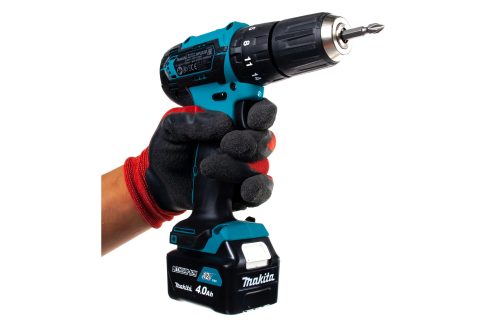 Фото Аккумуляторная дрель-шуруповерт Makita HP333DWME Аккумуляторная дрель-шуруповерт Makita HP333DWME