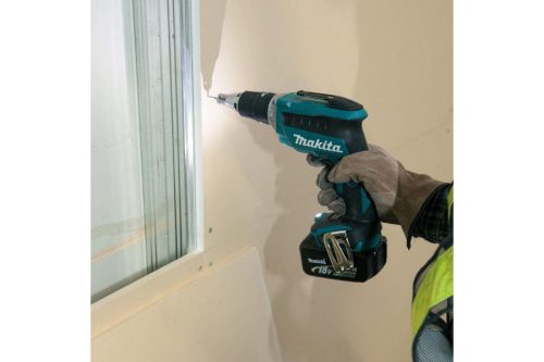 Аккумуляторный шуруповерт Makita DFS452TJX2