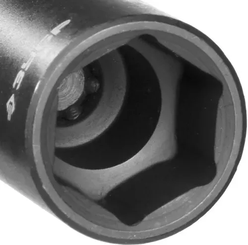 Фото ЗУБР 13 мм, 1 шт, бита с торцовой головкой 26377-13 Профессионал ЗУБР 13 мм, 1 шт, бита с торцовой головкой 26377-13 Профессионал