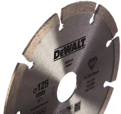 Диск алмазный сегментированный для УШМ универсальный (125х22,2 мм) DeWALT DT 3711