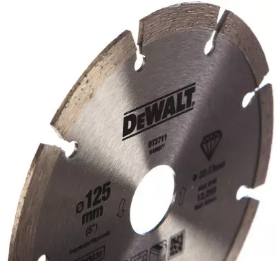 Диск алмазный сегментированный для УШМ универсальный (125х22,2 мм) DeWALT DT 3711