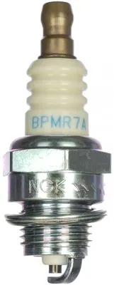Свеча BPMR 7A для бензопил Makita 965603021